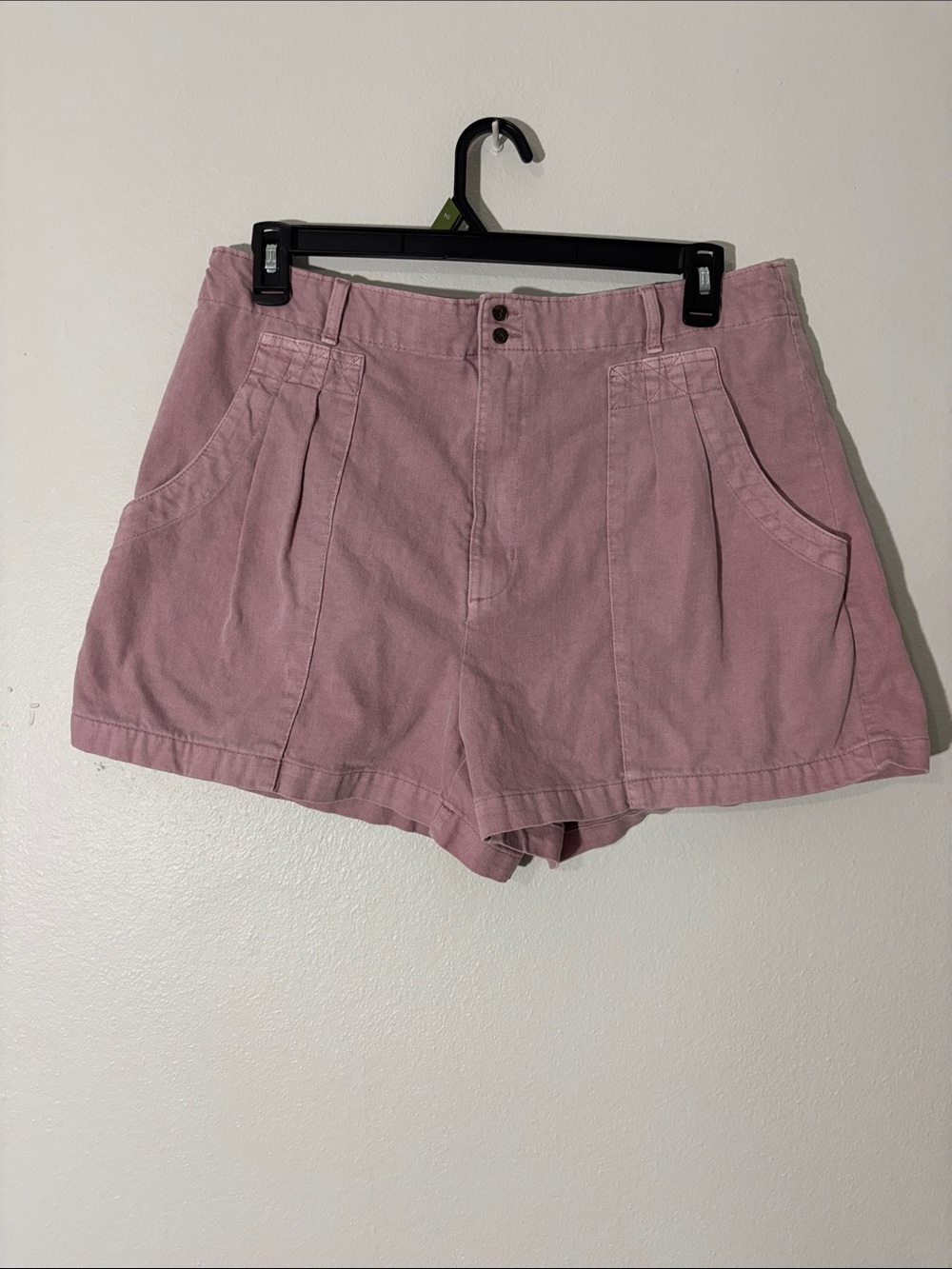 Universal Thread High-Waist Rose Pink Pleated Shorts